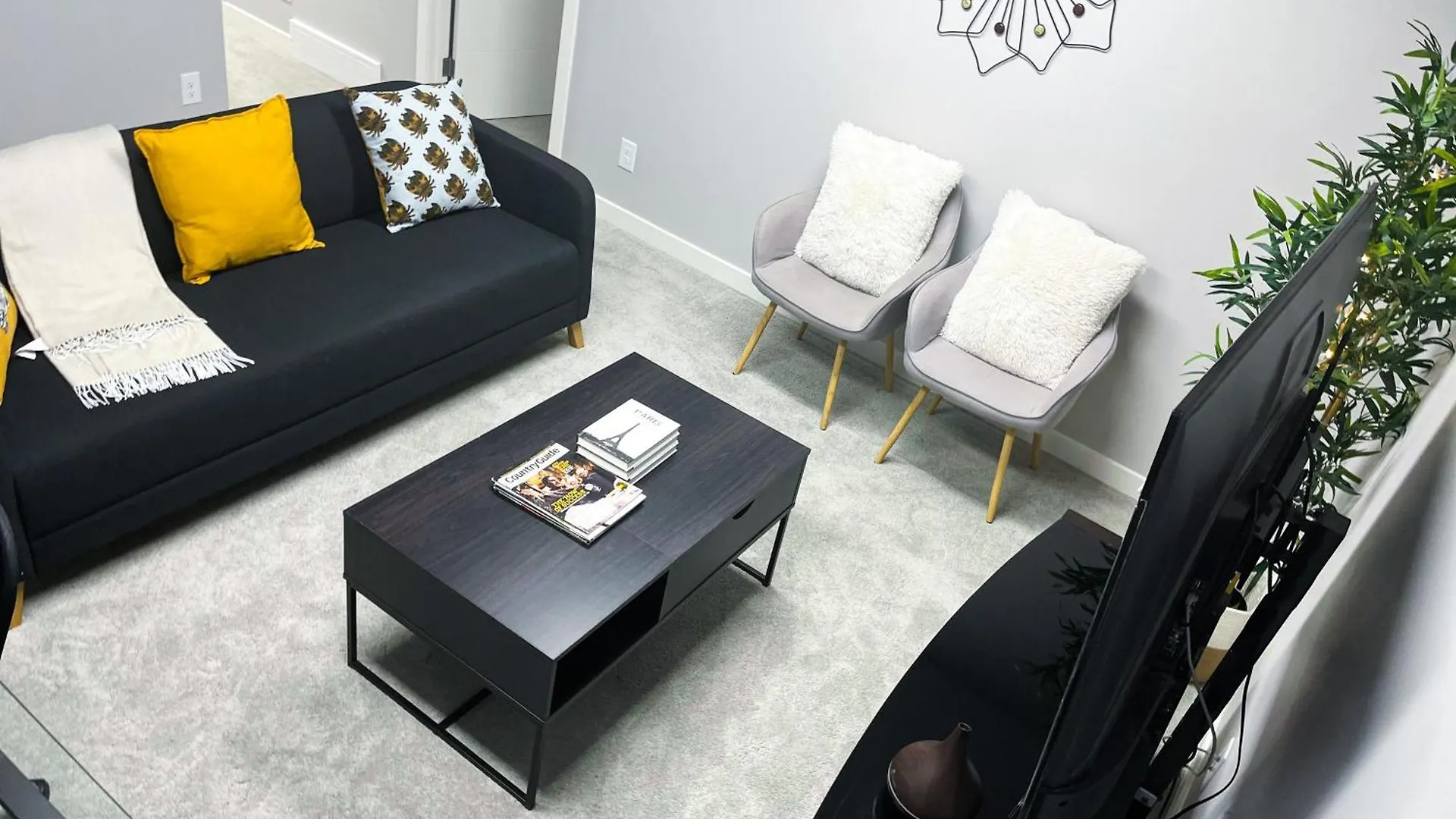 Stylish Basement Suite With Modern Comforts Winnipeg Canada